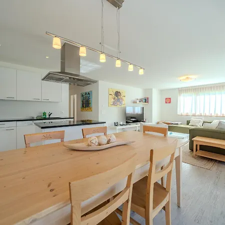 Lägenhet Sunnaschy Heidi By Vacations, Exklusive App Nahe Skilift-kulm Mit Privatparkplatz