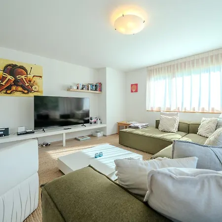 Apartment Sunnaschy Heidi By Vacations, Exklusive App Nahe Skilift-kulm Mit Privatparkplatz Arosa