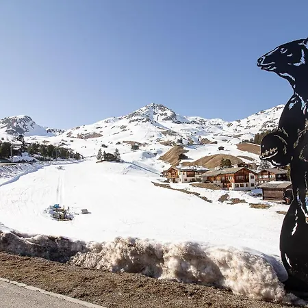 Sunnaschy Heidi By Vacations, Exklusive App Nahe Skilift-kulm Mit Privatparkplatz Lägenhet Arosa