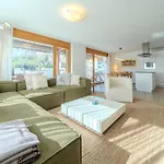 Sunnaschy Heidi By Vacations, Exklusive App Nahe Skilift-kulm Mit Privatparkplatz Arosa