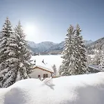 Sunnaschy Heidi By Vacations, Exklusive App Nahe Skilift-kulm Mit Privatparkplatz Apartment Arosa